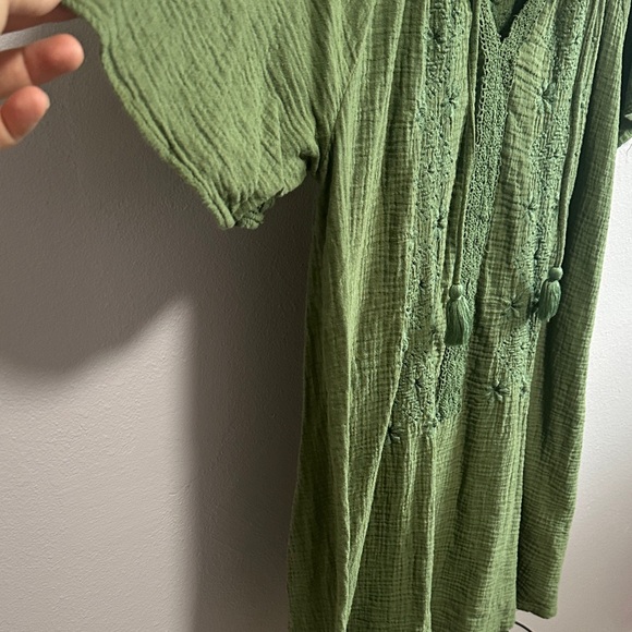 Lucky Brand Olive Green Smocked Top - Picture 5 of 14